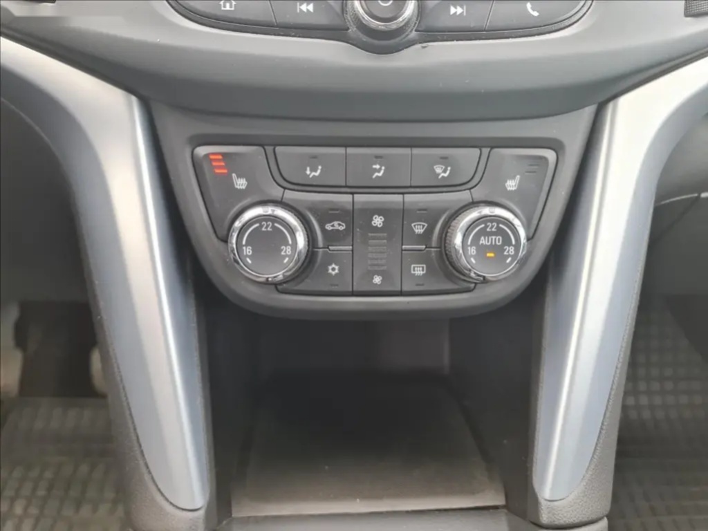 Opel Zafira, 1,6 CDTi TOURER - 18