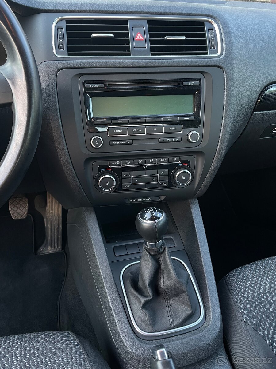 Volkswagen Jetta 1,2 TSi 77kW COMFORTLINE - 18