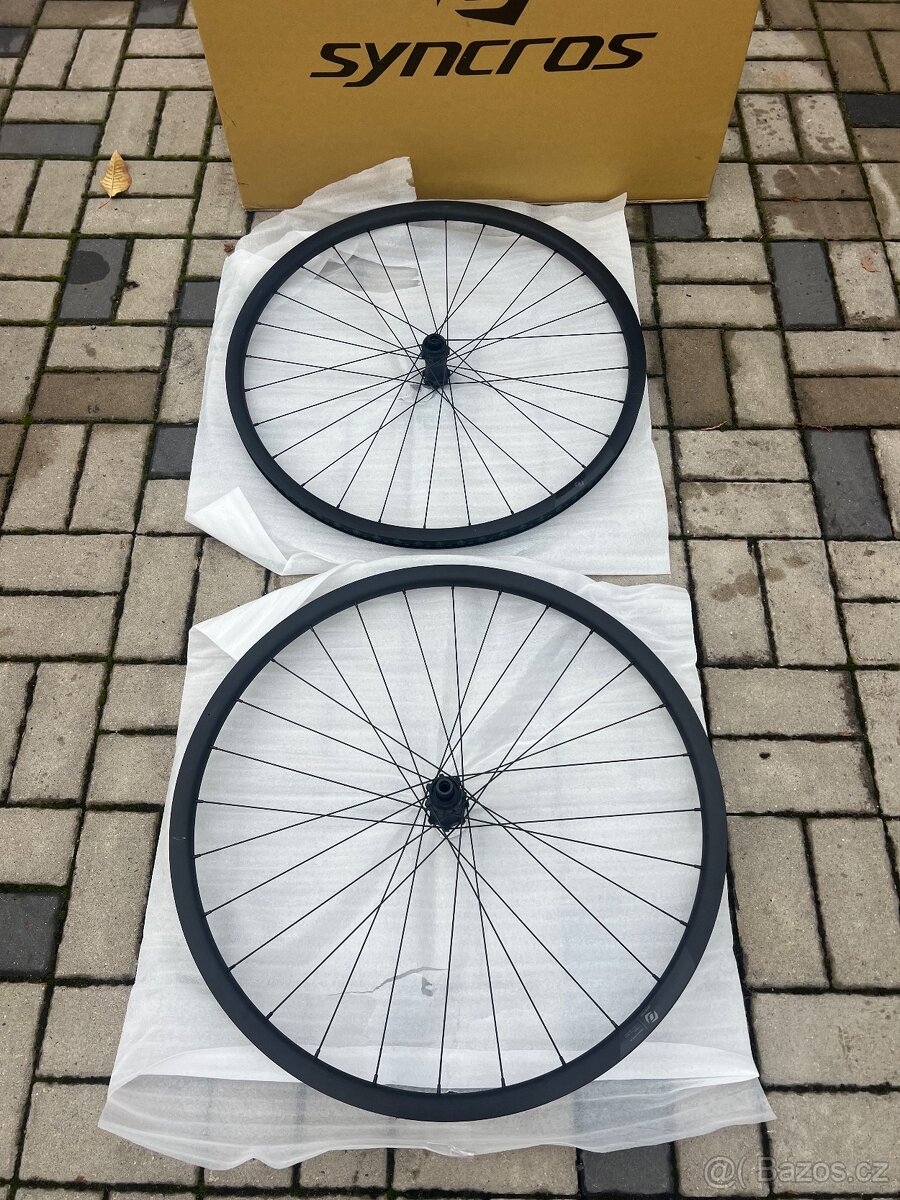 Scott Addict RC 30 AXS 2023 L/56 7.68kg - 18