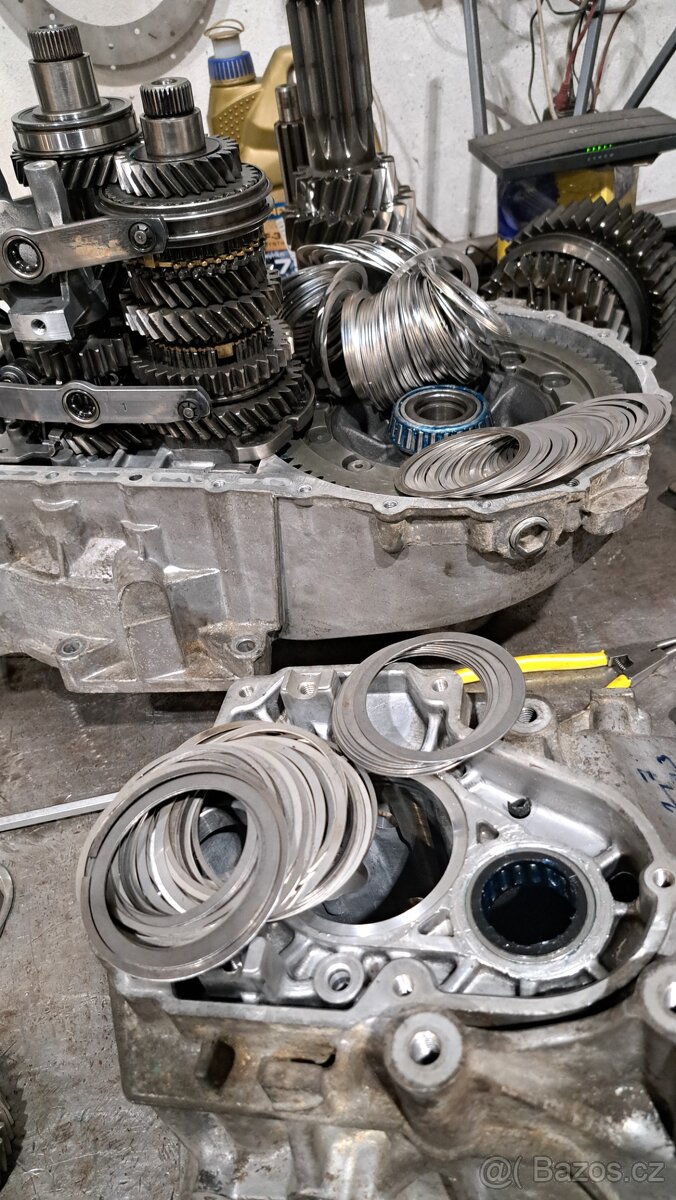 Prodam převodovku transporter Vw t5 ,1.9tdi - 18