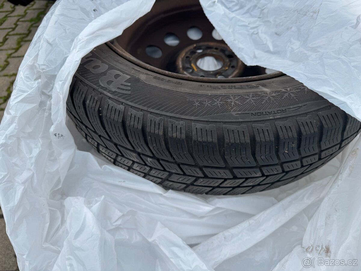 Mini One 1,6i 66 KW KOLA STK 2. MAJ - 18