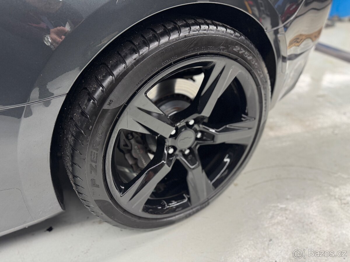 Chevrolet Camaro 6.2 V8 A/T 2017 - 18