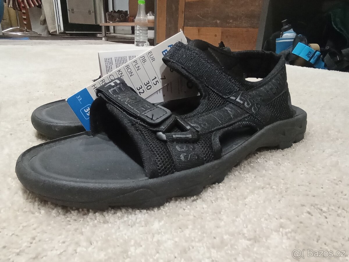 BOTY po synech - BEDNA BOT - výborný stav - 18