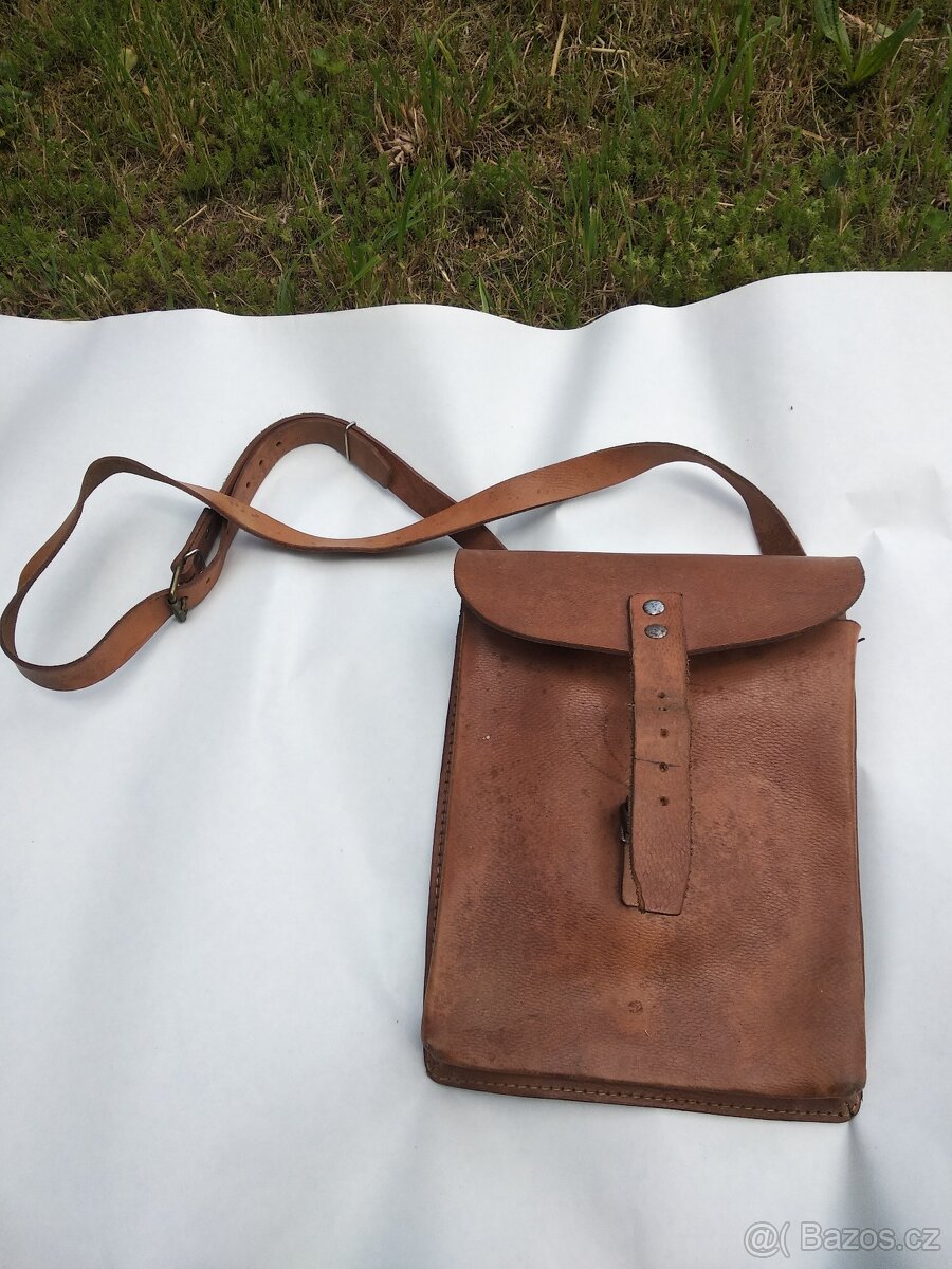 Brasna-pro prislusniky CSR-SNB-60-ta leta. - 18