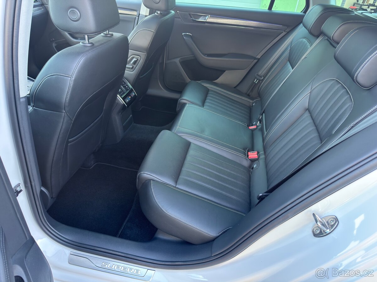 Škoda Superb 2.0 TDI 140kw/ Nové rozvody/ Odvětr. sedadla/ - 18