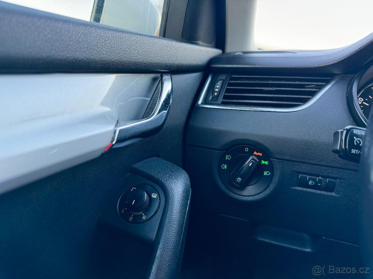 Škoda Octavia III 1.2 TSI 77kW Elegance - 18