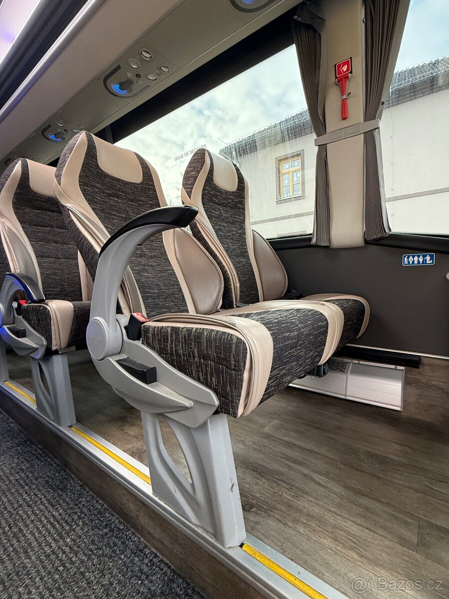 Rok 2019 - XXL IVECO DAILY Indcar Wing - 18