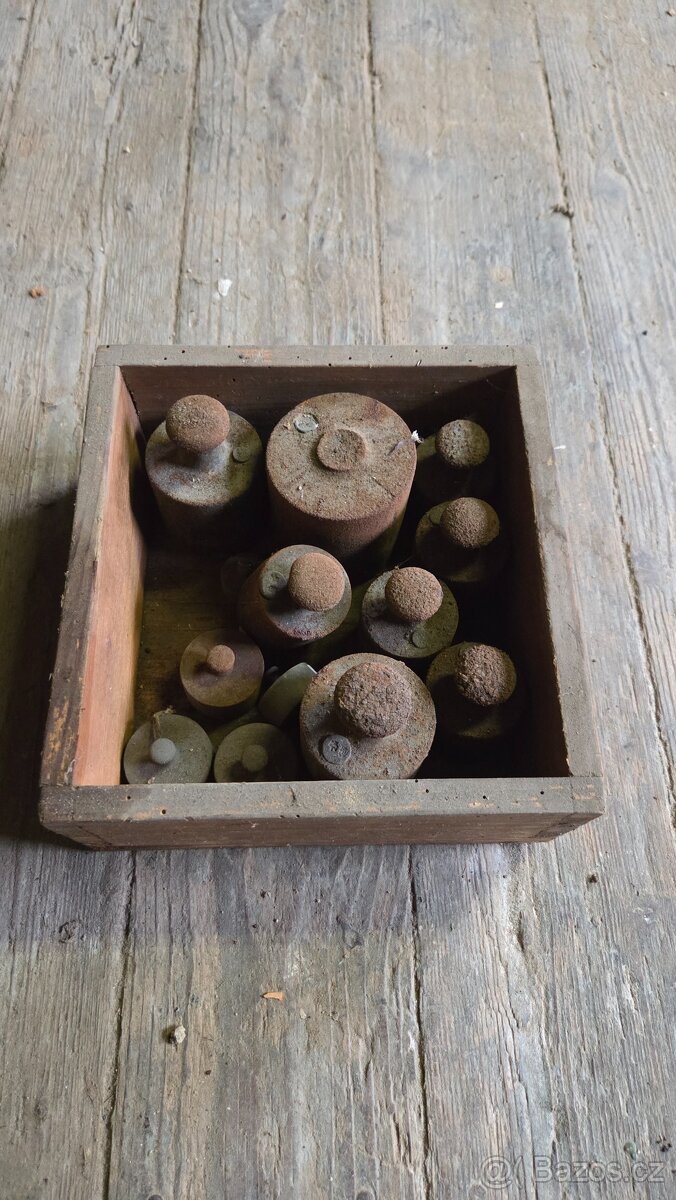 Ruční nástroje a nářadí do dílny - 18