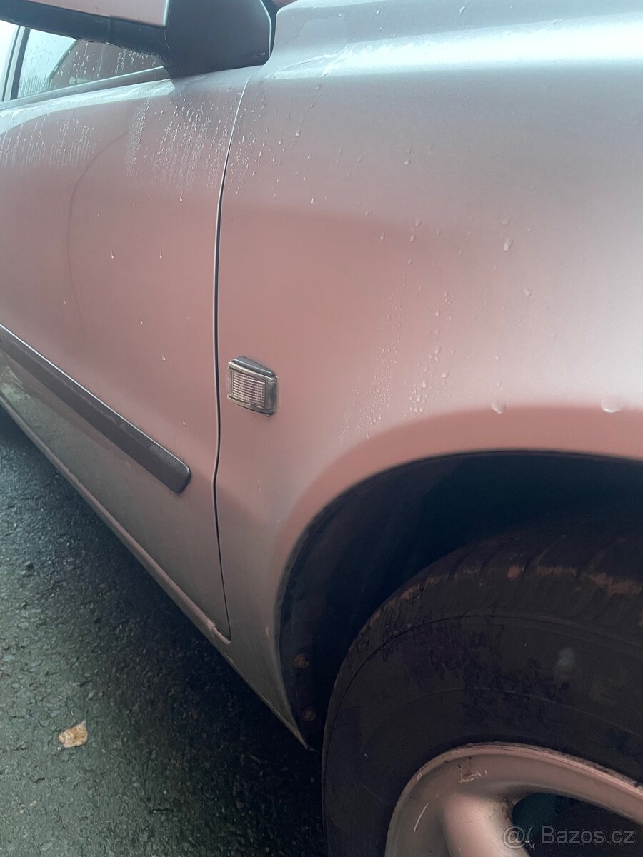 Volvo V40 1.8 90kw LPG na ND - 18