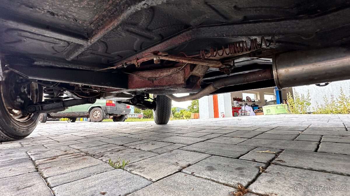 ŠKODA 440 OCTAVIA - 18