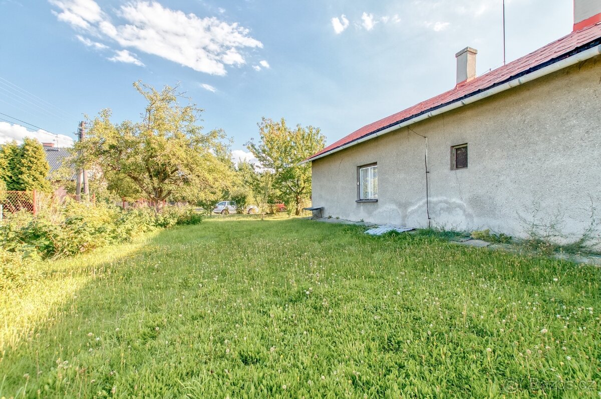 Prodej rodinného domu k rekonstrukci Lučina - 18