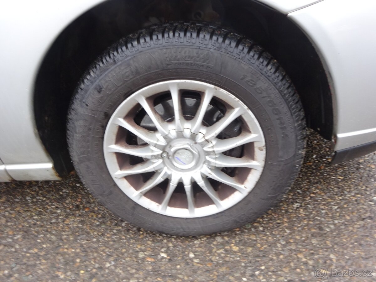 Ford Focus 1.6i Combi r.v.2003 (74 kw) stk:1/2027 - 18