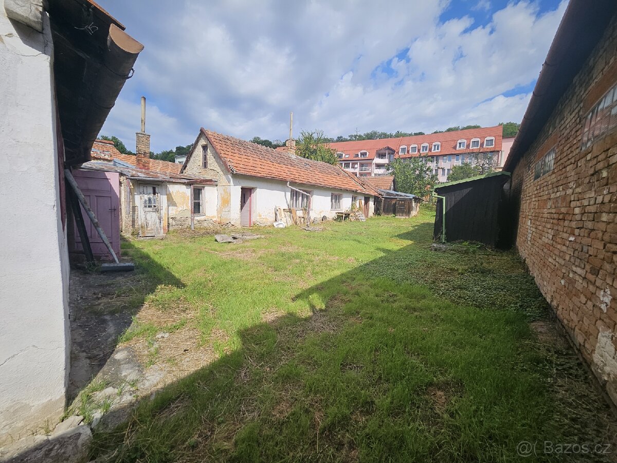 Pozemek,Prodam RD+dvur+ zahrada ,pozemek 1139 m2 Bučovice - 18