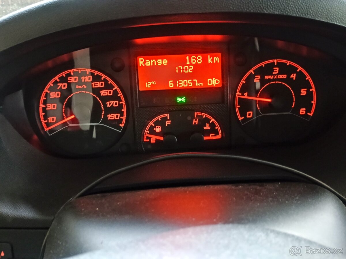 obytná dodávka - 18