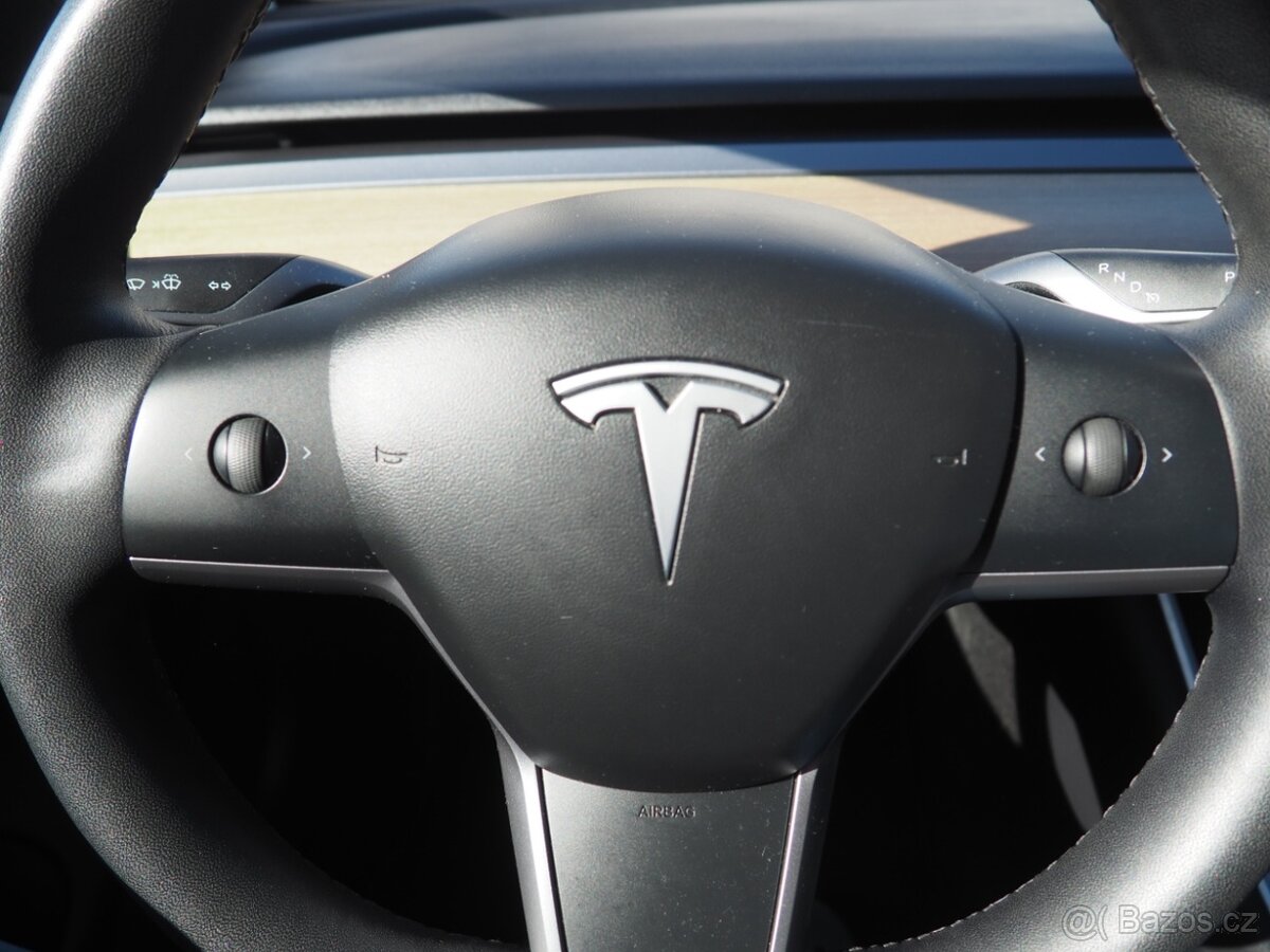 2019 Tesla Model 3 LR Dual Motor, tažné, DPH - 18