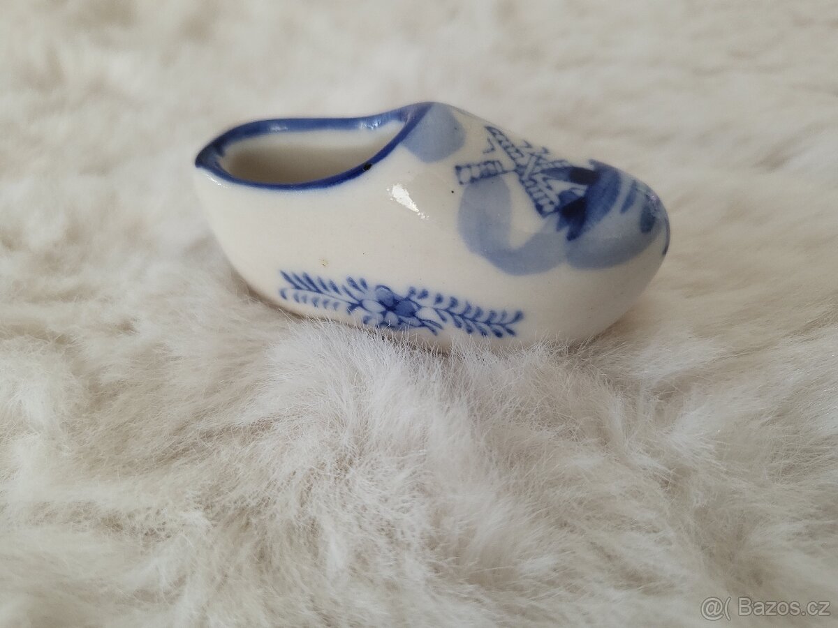 1Mix keramiky a skla z druhé poloviny 20. století - 18