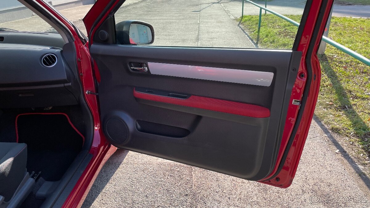 SUZUKI SWIFT 1.6i SPORT NAVIGACE - 18