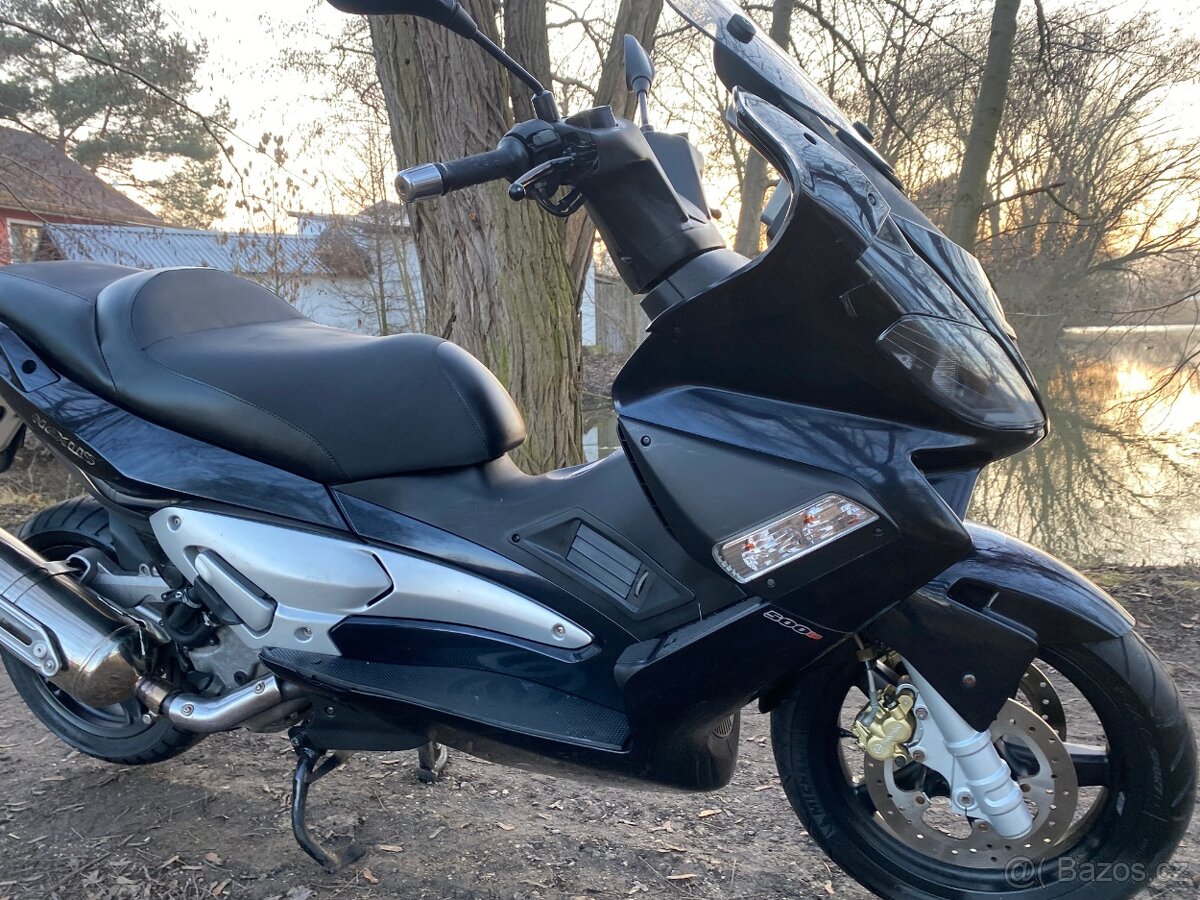 Gilera Nexus 500ie - 18