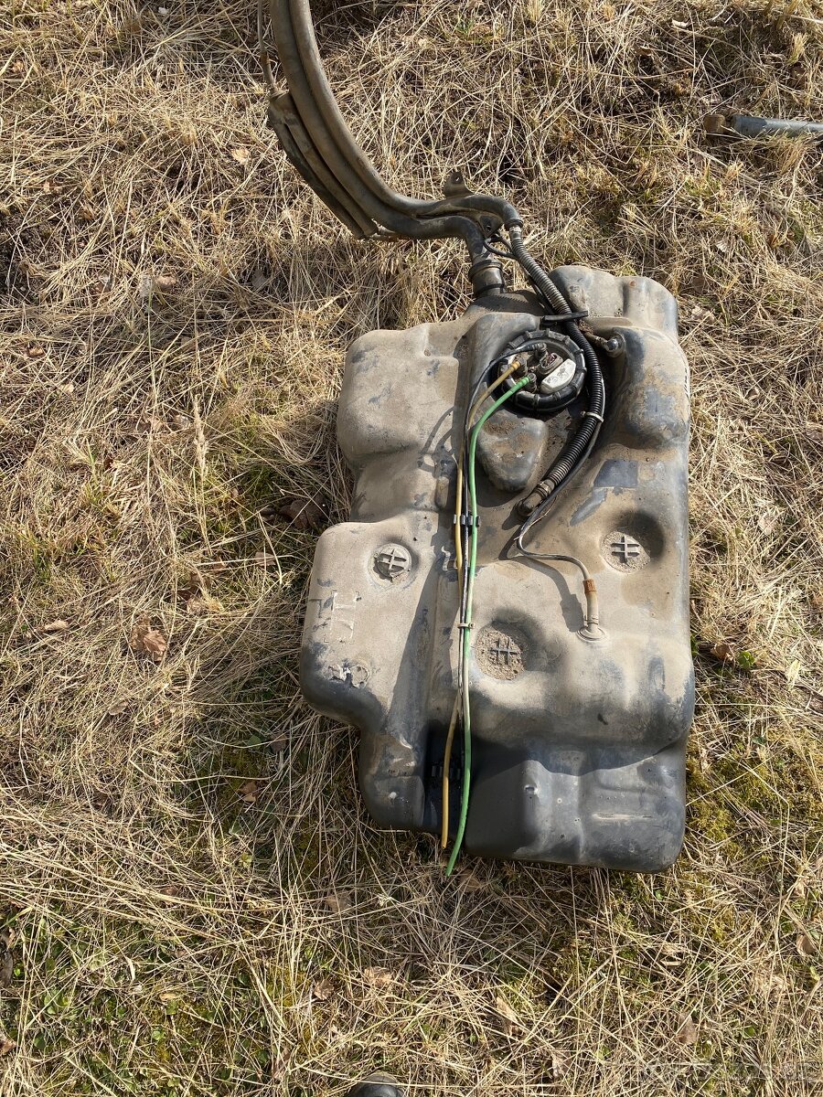 Náhradní díly z vozu Seat Alhambra 2.0TDI 103kw Levně - 18