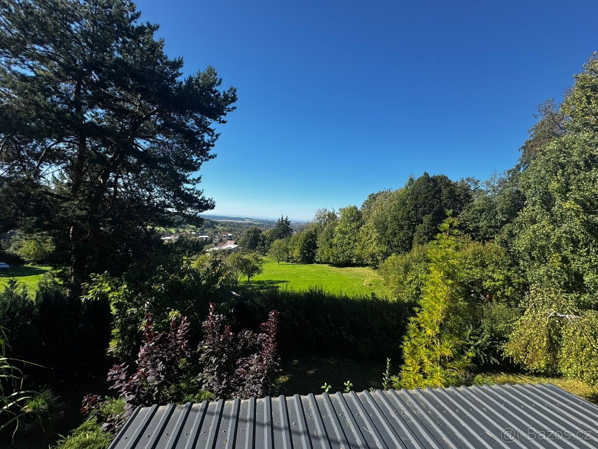 🌿🏡 Prodej chaty na Chvalčově pod lesem s nádherným výh 🏡✨ - 18