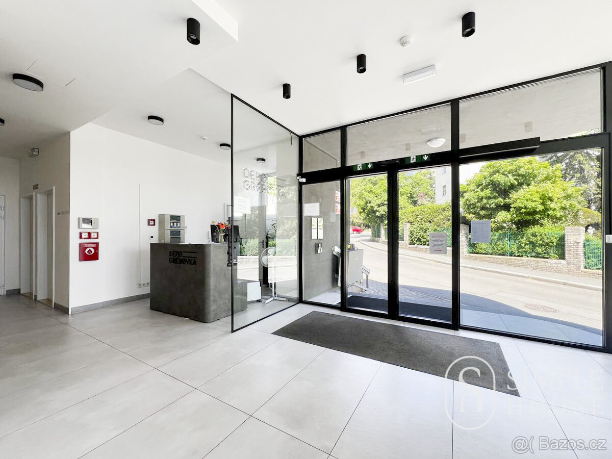 Pronájem bytu 2+kk, 45 m2, Praha - 18