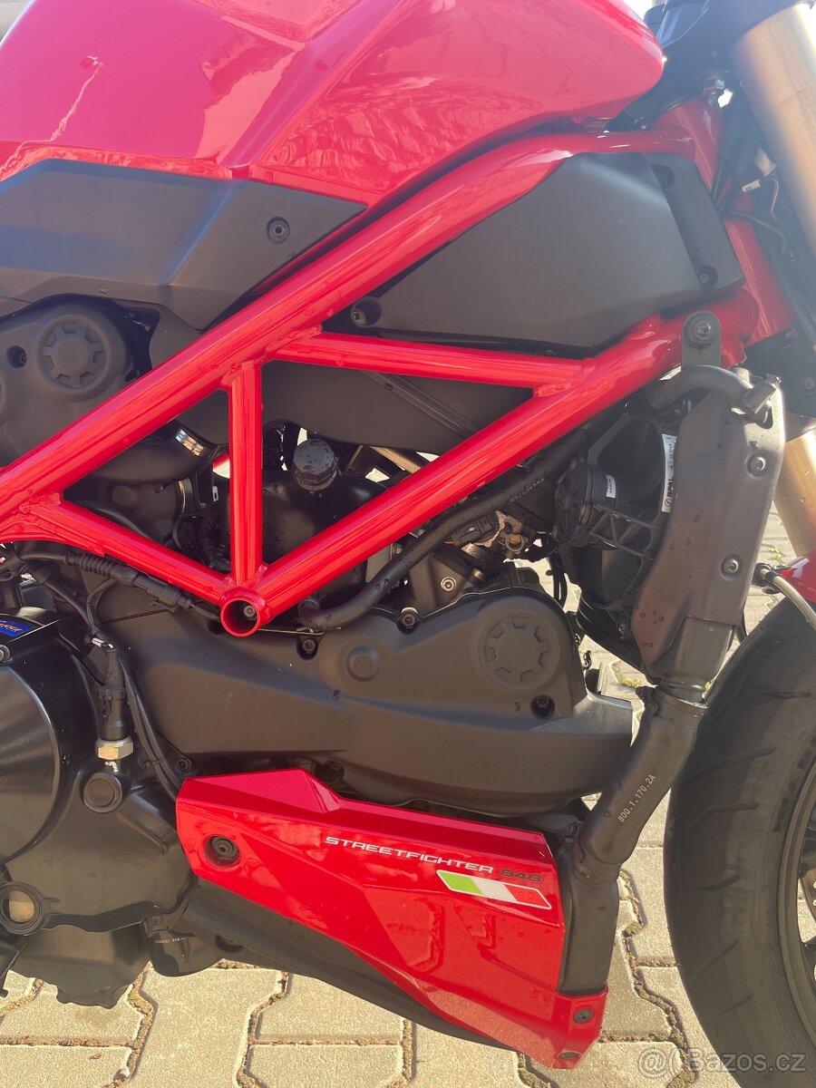 Ducati Streetfighter 848 - 18