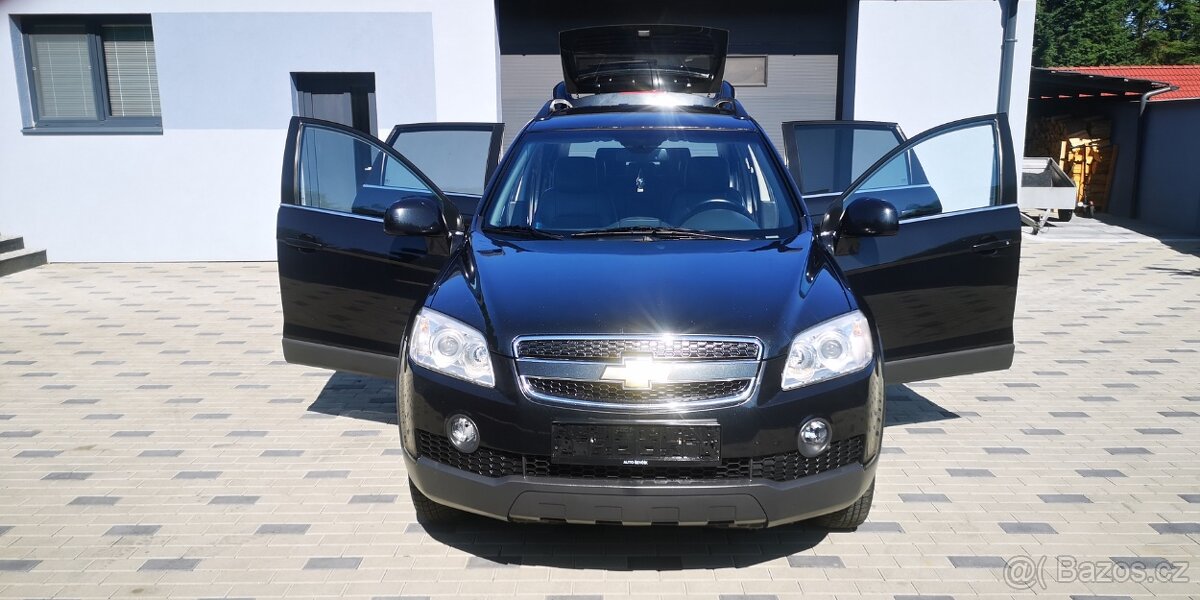 Chevrolet Captiva 2,0 VCDi - 16V - 110kw. . 4X4 - 7 MÍSTNÉ - 18