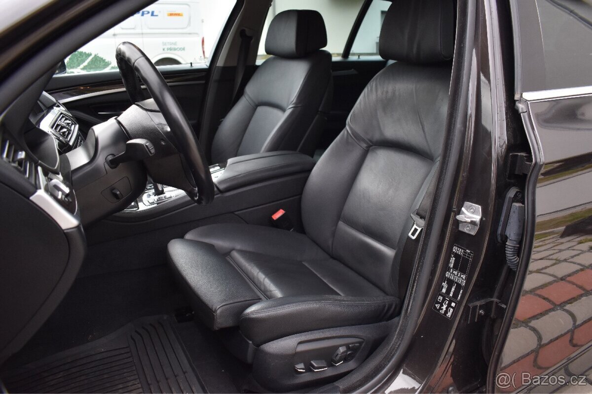 BMW 530d F11/2016/190kW/Luxury/1.majitel/ČR/head-up/kůže - 18