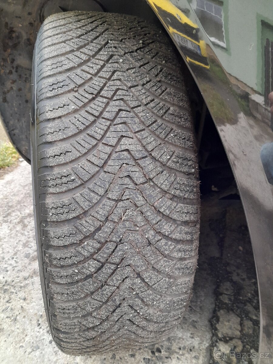 Renault Mégane 1.6i 16V 83kW rok 2004 naj.165tis. NOVÁ STK - 18