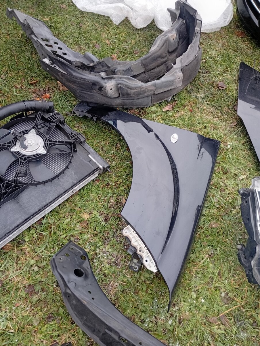 PEUGEOT 4007, DÍLY NA PŘEDNÍ ČÁST JEN KOMPLET PŘEDEK - 18