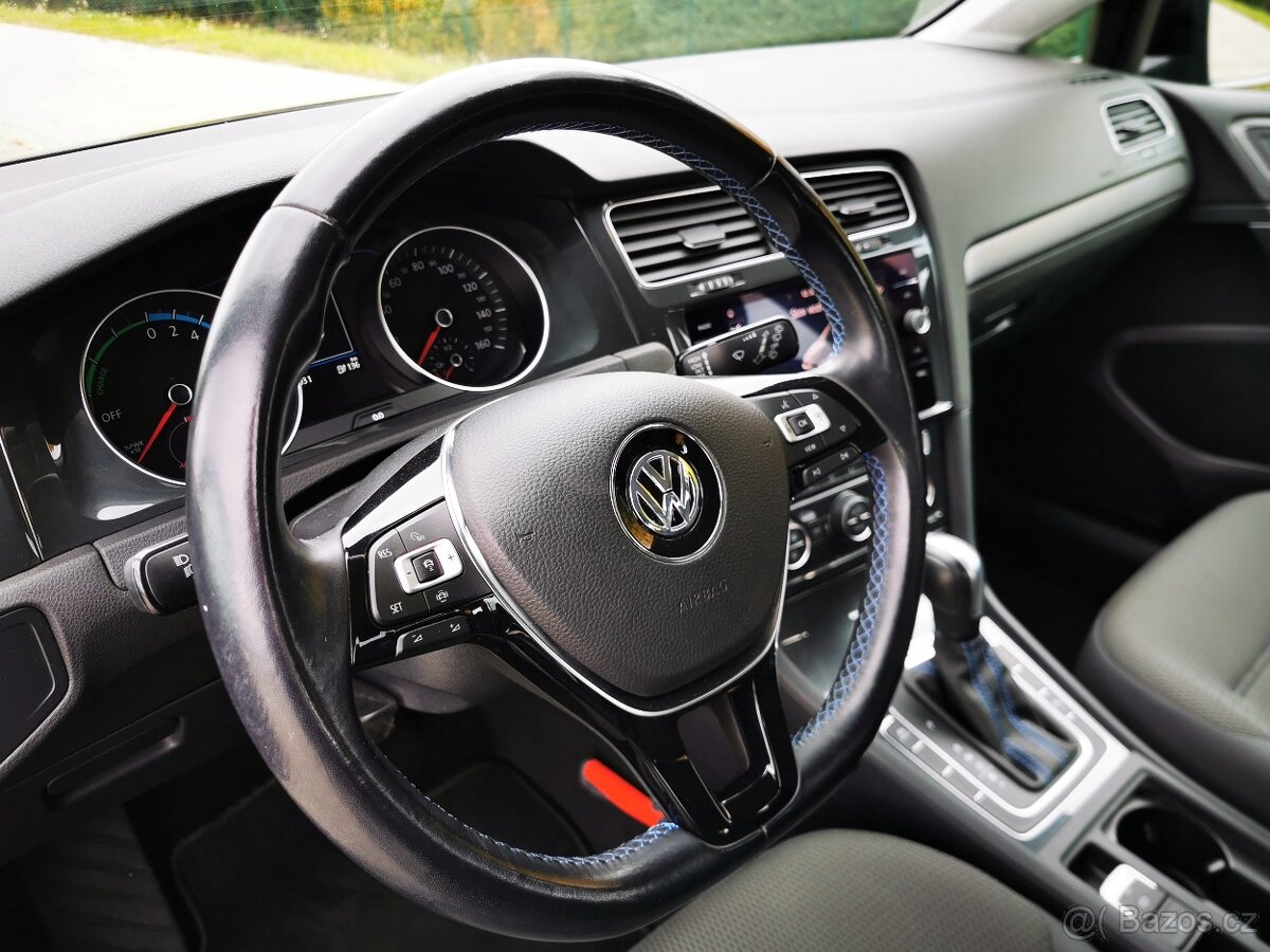 VW e-Golf 36kw, VELMI PĚKNÉ ELEKTRO - 18