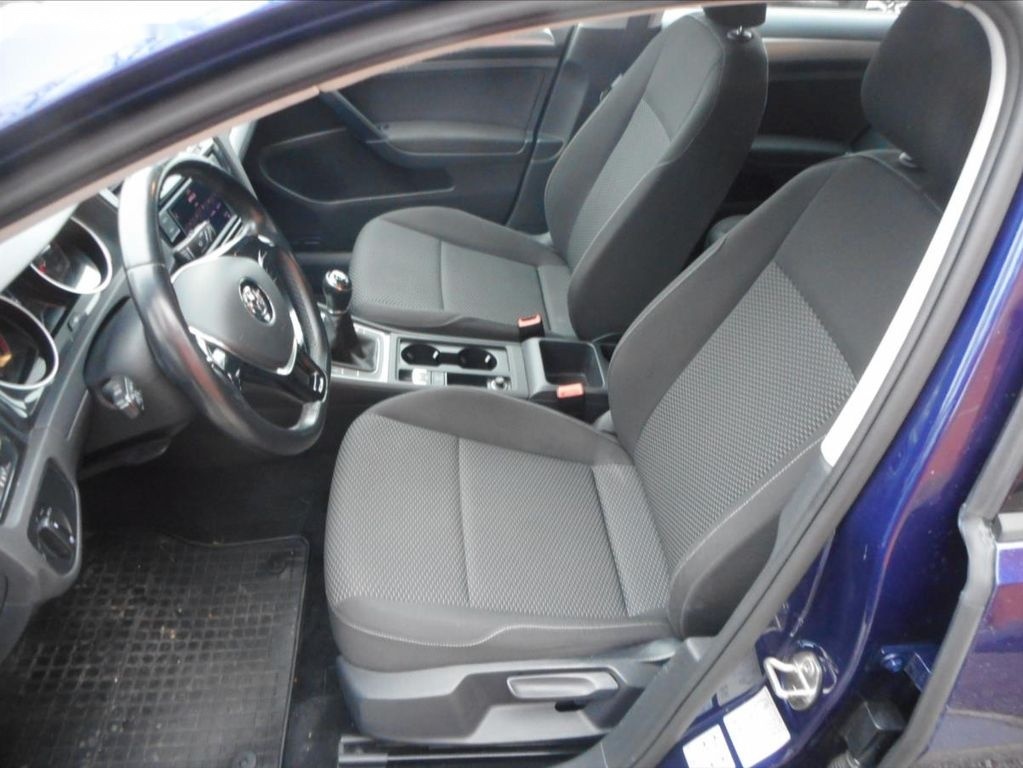 Volkswagen Golf,1,6 TDi - 18