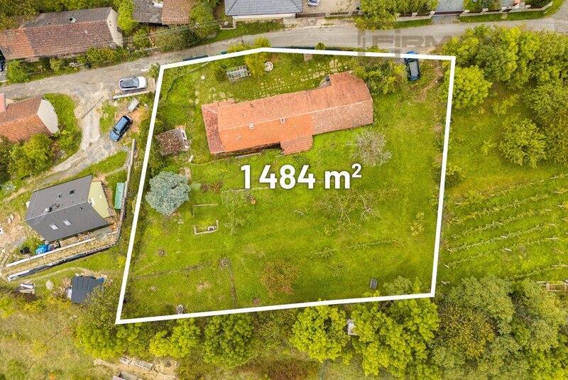 Dům 123 m² s pozemkem 1484 m² k rekonstrukci – Hoření vinic - 18