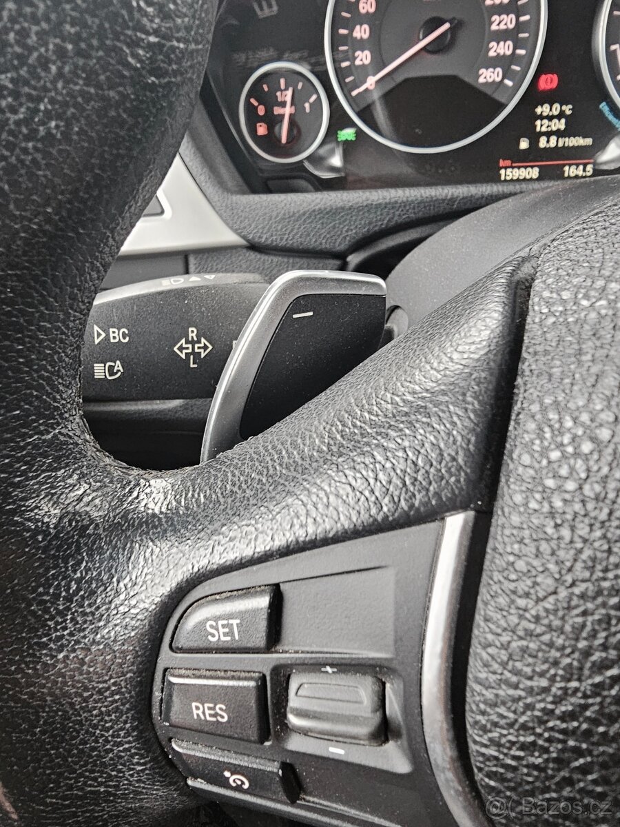 Bmw 330d touring 210 kw Najeto 162 tis km servis BMW - 18