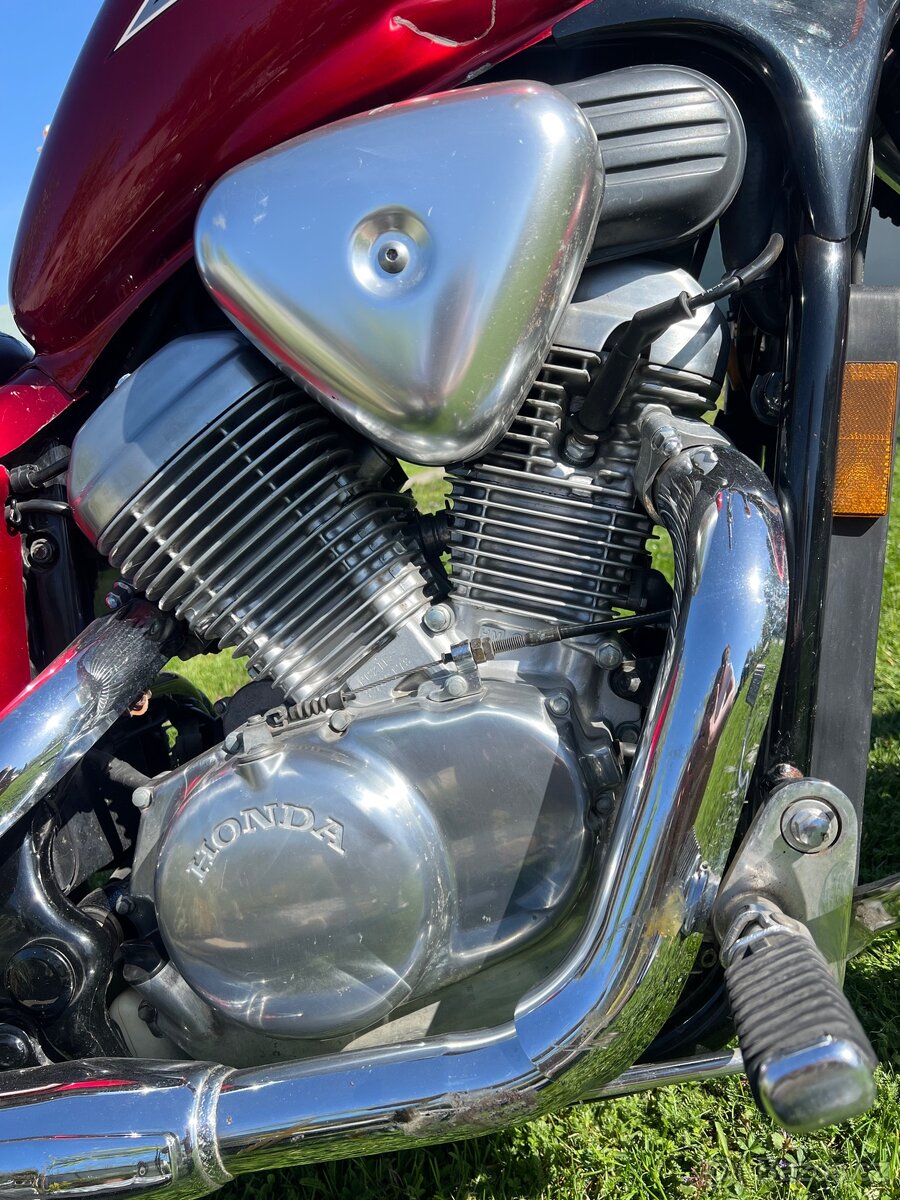 Honda shadow 600 - 18