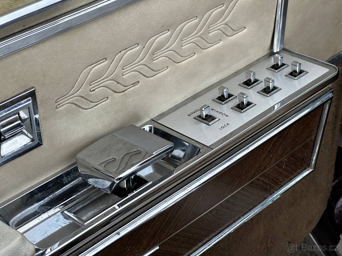 Lincoln Continental 1966 - 18