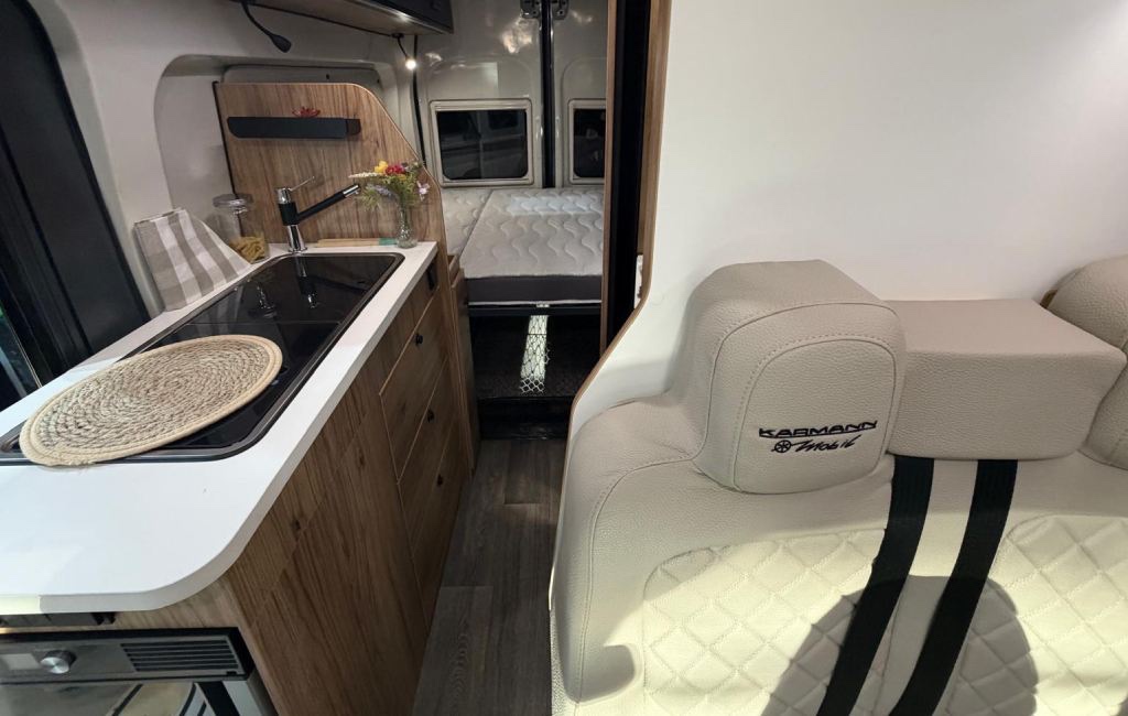 Karmann DEXTER 560 4x4 model 2026 4/26 - 18