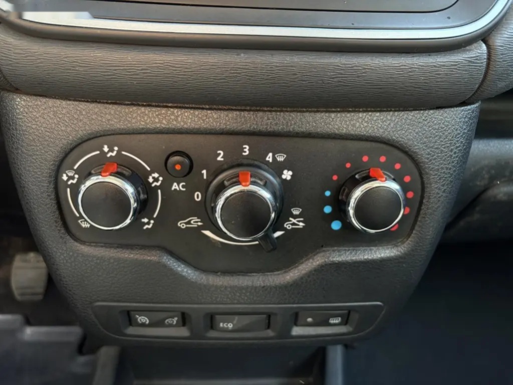 Dacia Lodgy, STEPWAY, 1.MAJ, TAŽNÉ - 18