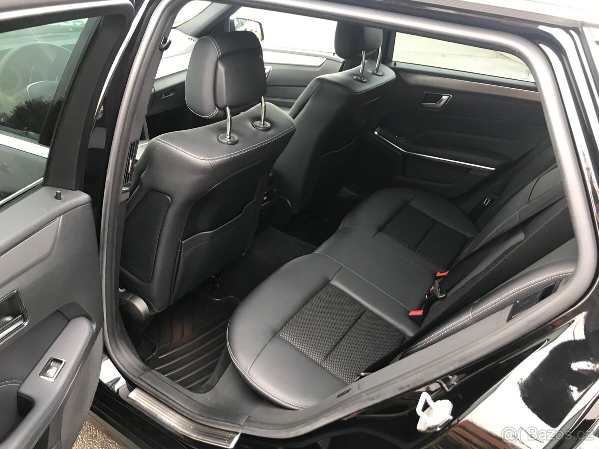 Mercedes Benz E 250CDi 4Matic 2014 - 18