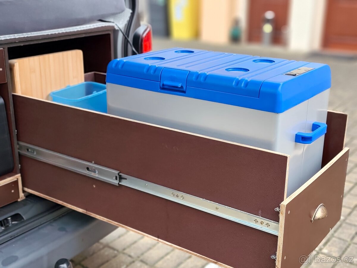 VW T5 long 2 .0 Tdi - 18