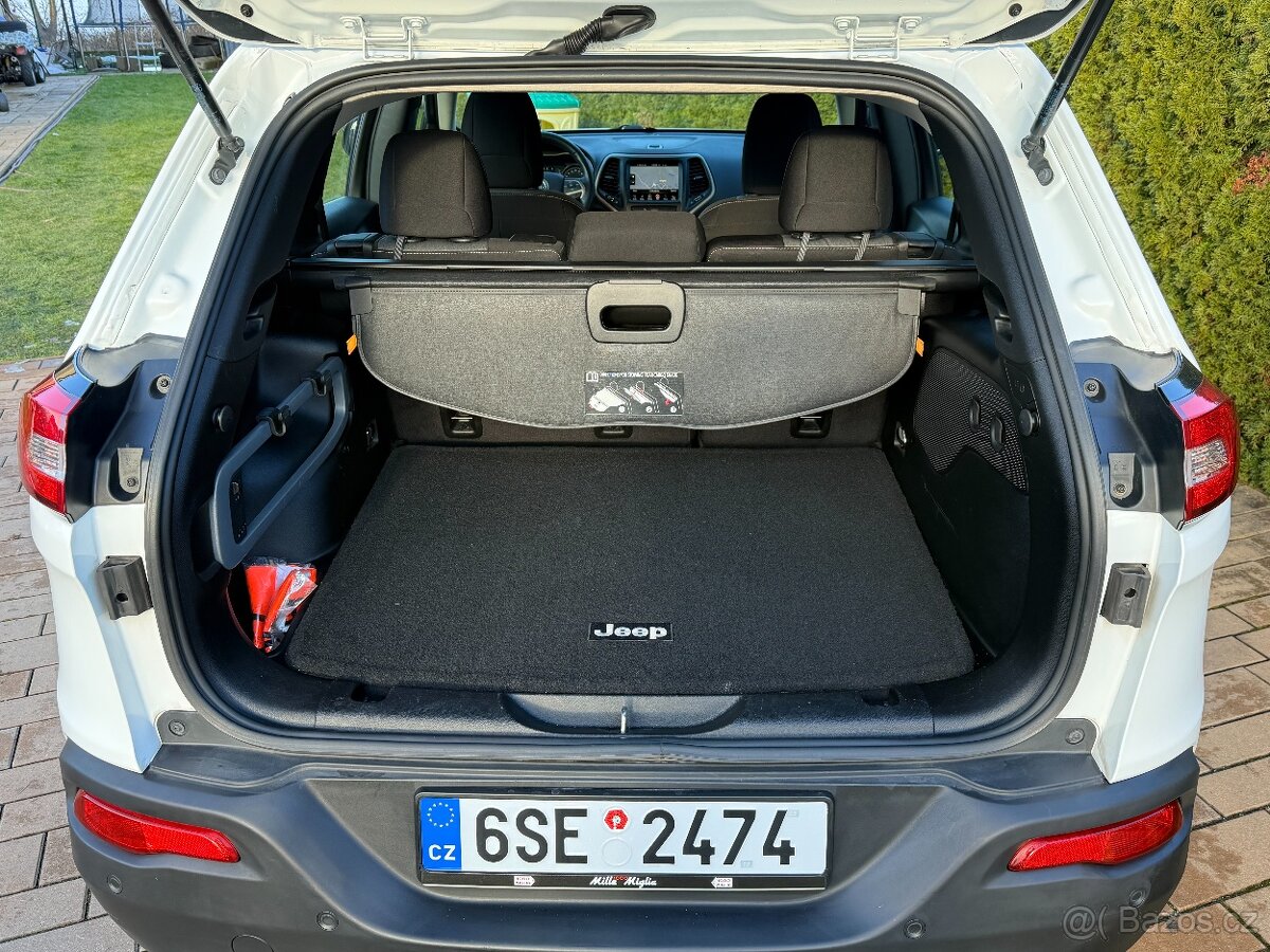 JEEP CHEROKEE 2.0D M-Jet2 125kW AT9°4x4 /133.423km-1.Maj./ - 18