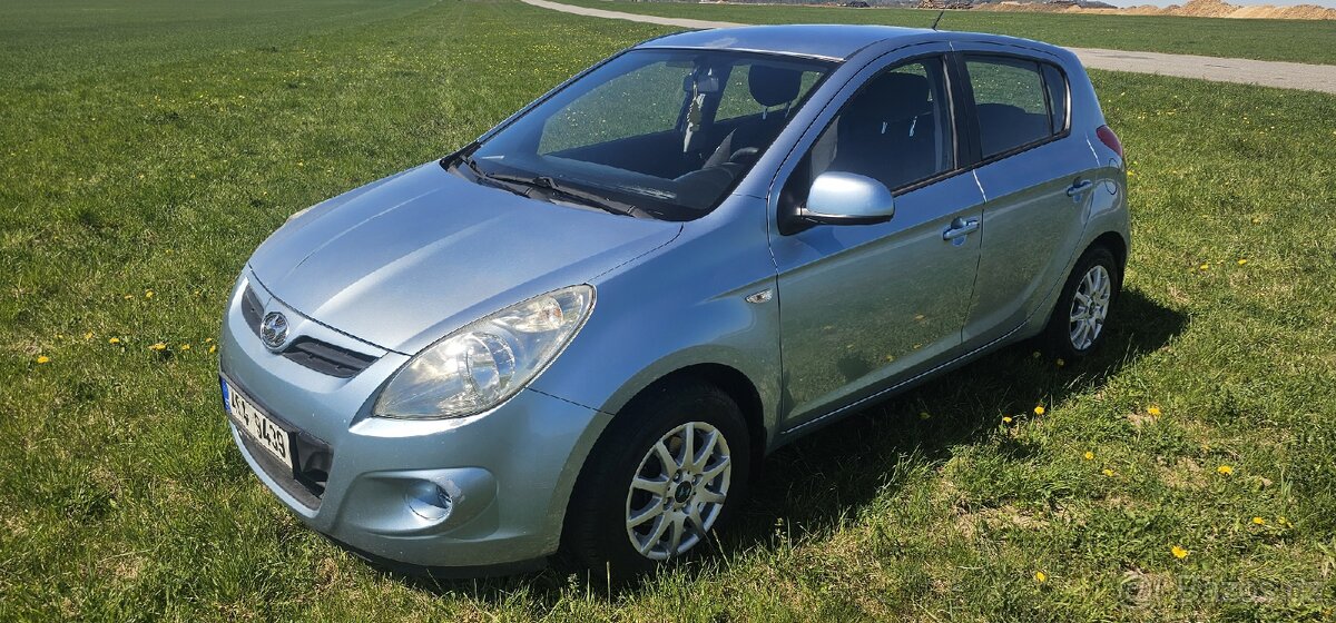Prodam Hyundai i20 - 18