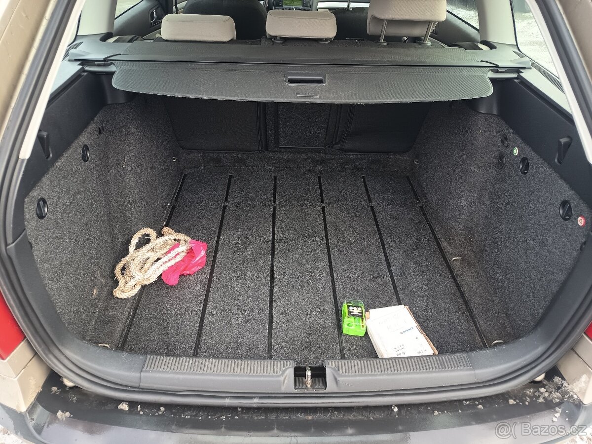 ŠKODA Octavia Combi 1,9TDI Ambition 77 kw - 18