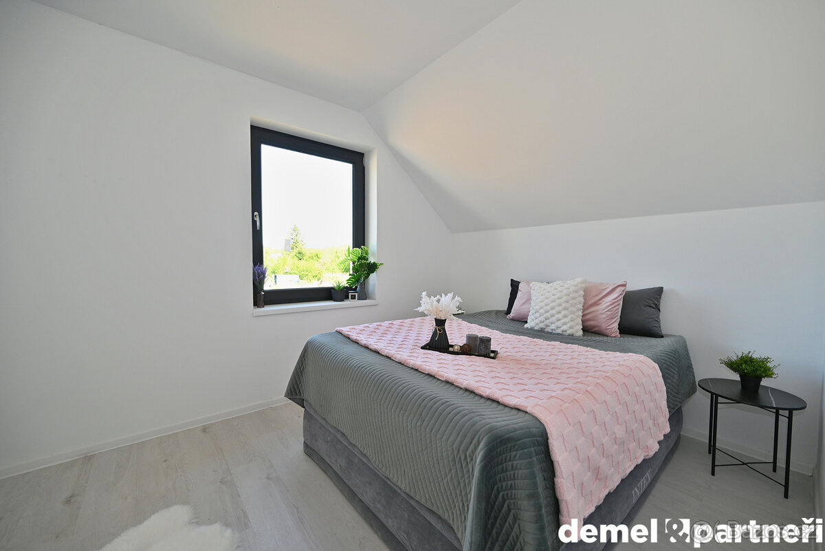 NOVOSTAVBA 4+kk V MIKULOVICÍCH - 18