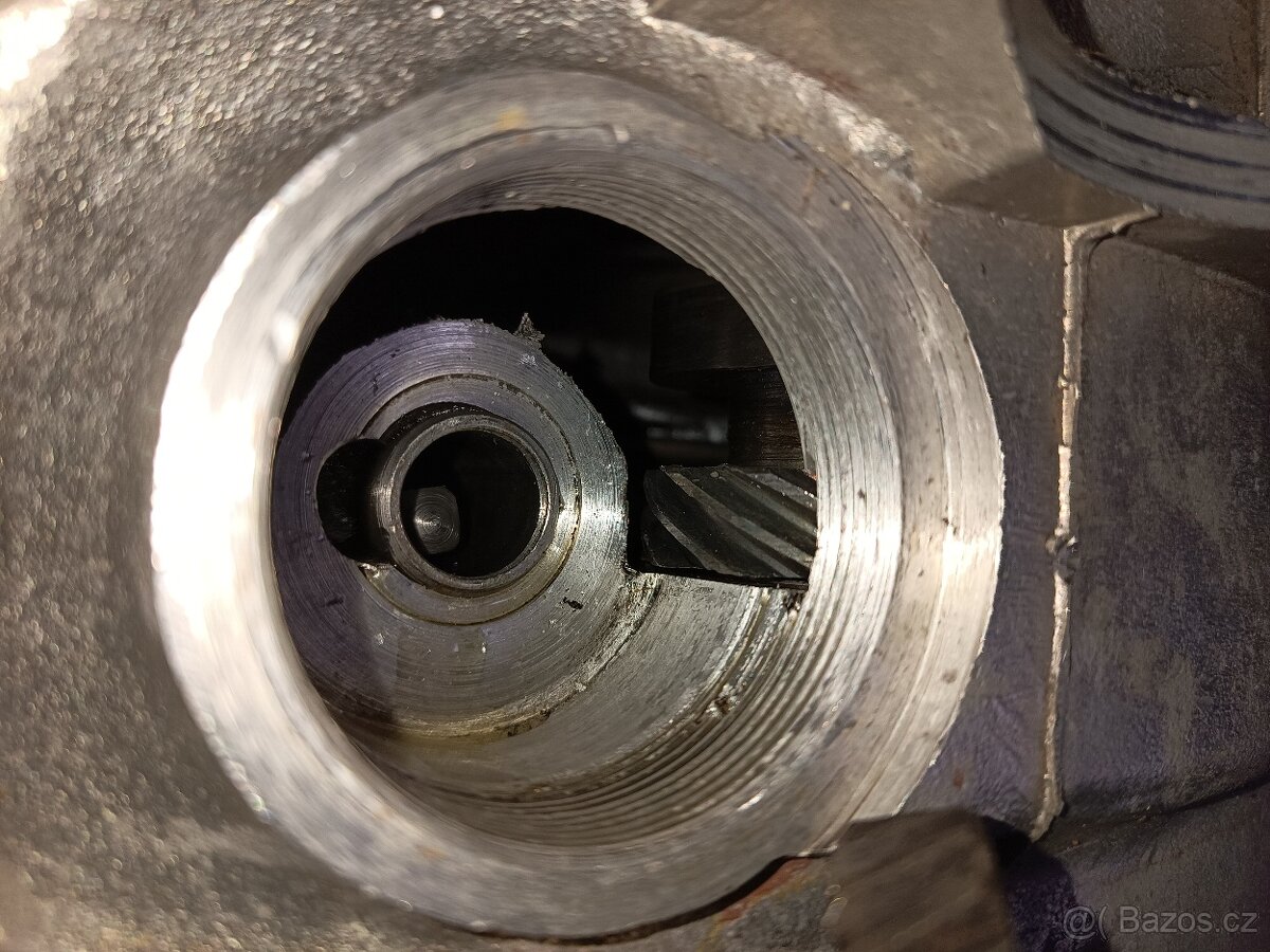 Motor K750 najeto 120km MT12 K750M Dněpr Ural - 18