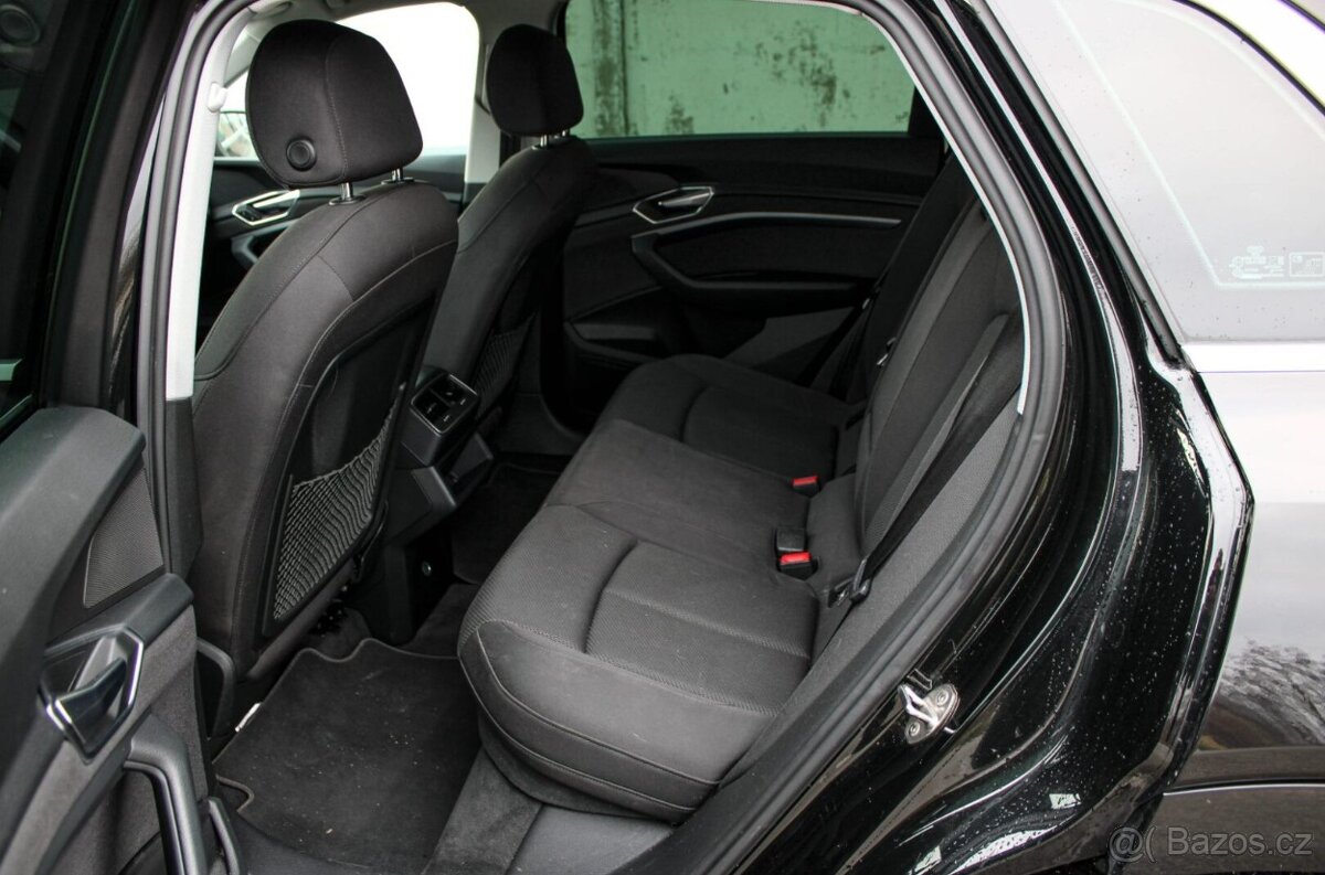 Audi E-tron 50 QUATTRO Advanced - 18