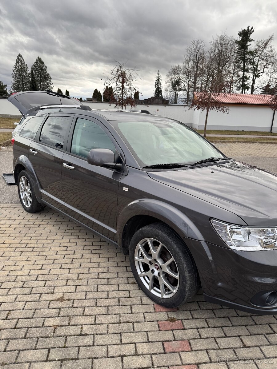 Fiat freemont 4x4 7 míst - 18