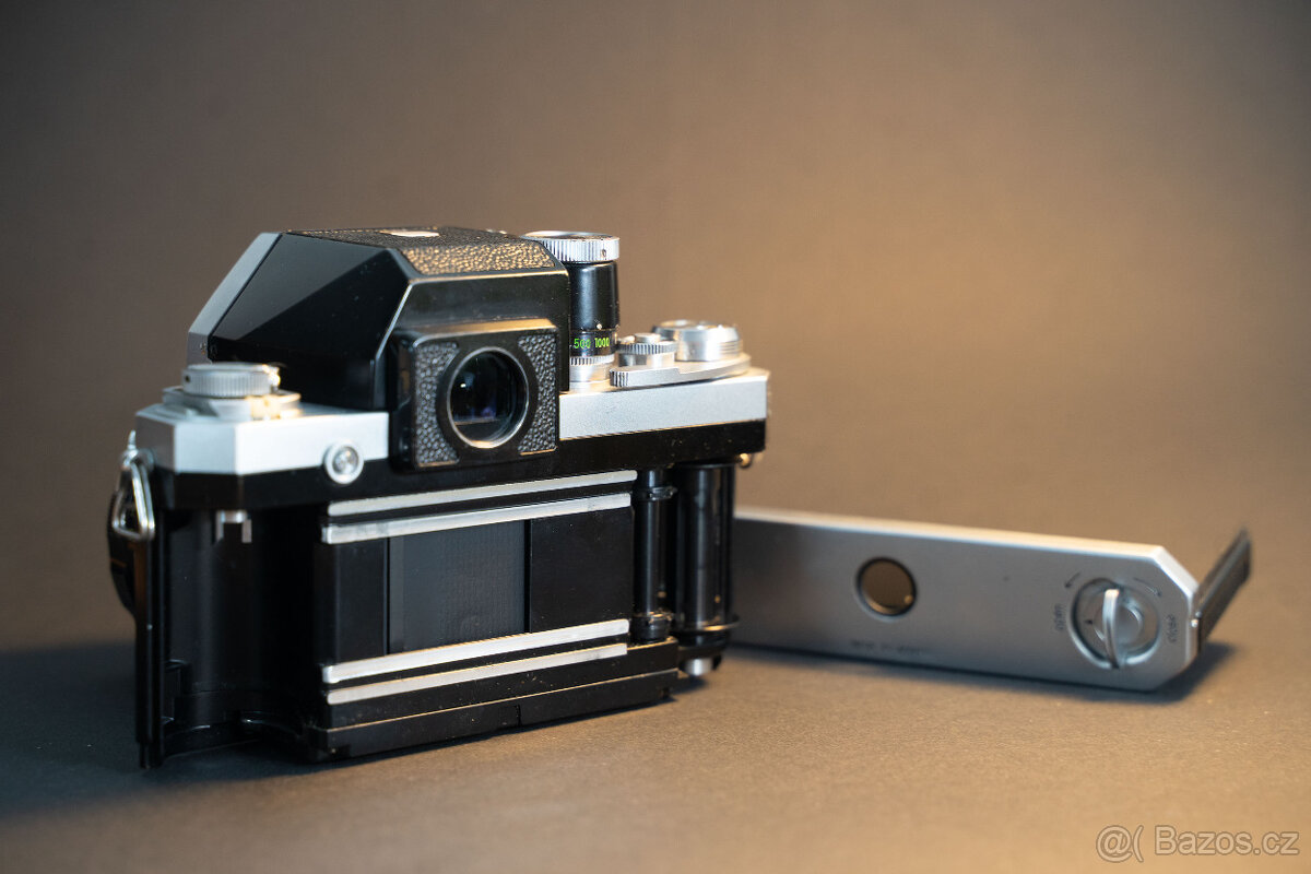 Nikon F / Nikkor SC 50/1.4 - 18