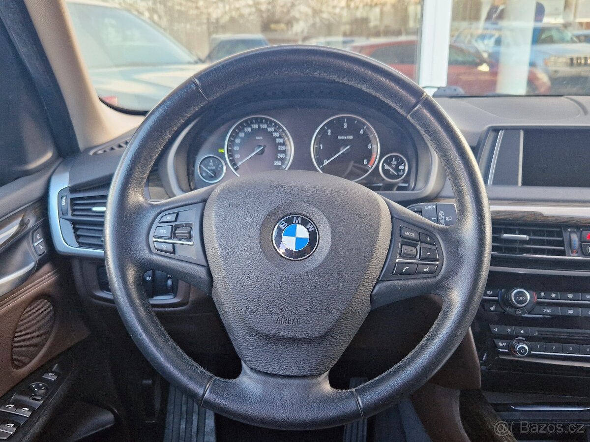 BMW X5, Xdrive 30D 7míst Serviska - 18
