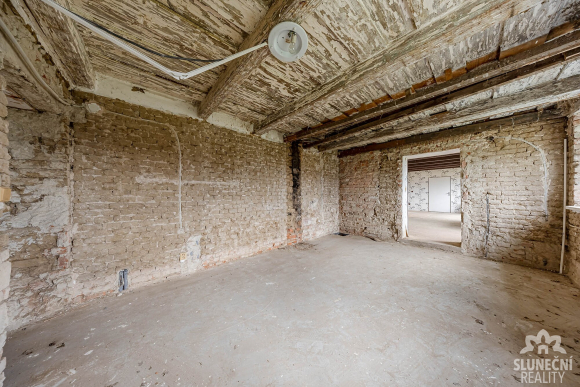 Rodinný dům 5+1, 3+1 na pozemku 840 m², obec Němčičky - 18